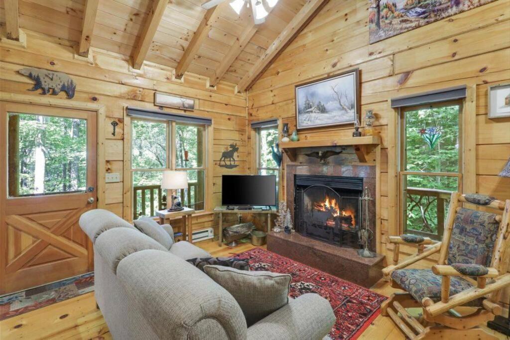 Open Studio Lodge At Little Rock Creek Cherry Log Eksteriør billede