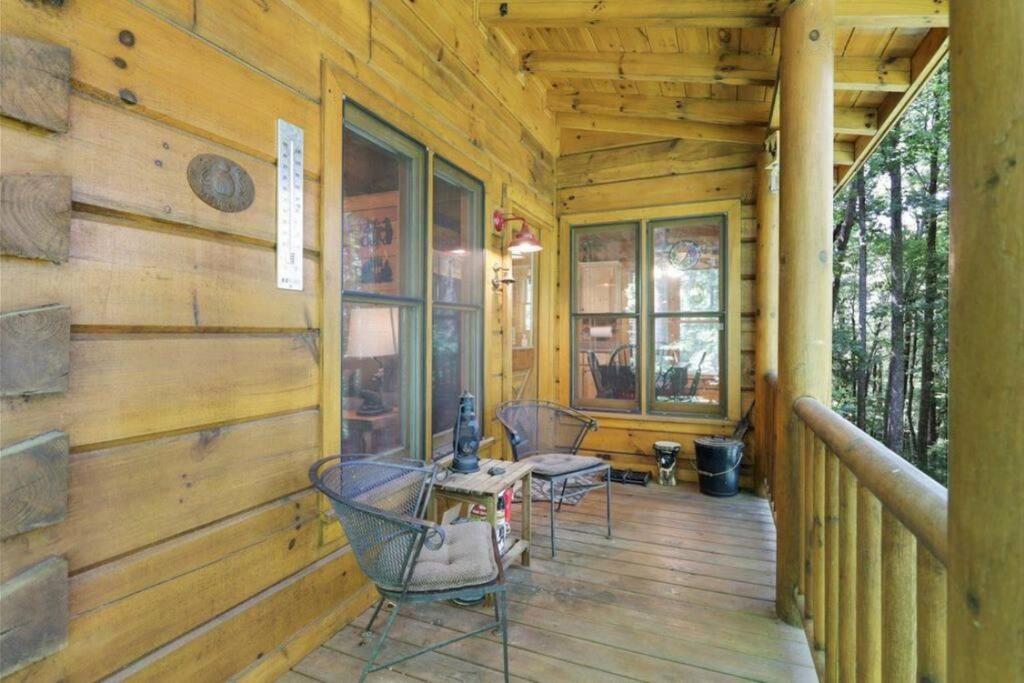 Open Studio Lodge At Little Rock Creek Cherry Log Eksteriør billede